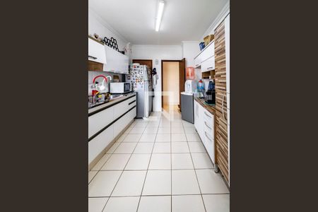 Apartamento à venda com 138m², 4 quartos e 1 vagaCozinha