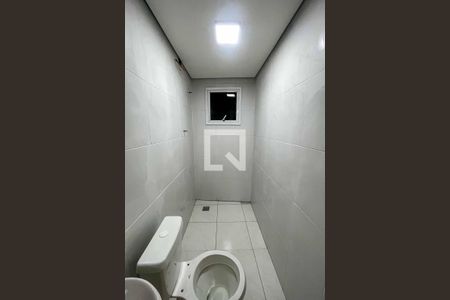 Banheiro de casa de condomínio para alugar com 1 quarto, 50m² em Mandaqui, São Paulo