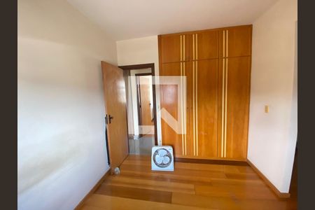 Apartamento à venda com 107m², 3 quartos e 2 vagasQuarto 2 