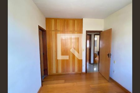 Apartamento à venda com 107m², 3 quartos e 2 vagasQuarto 3 - Suíte