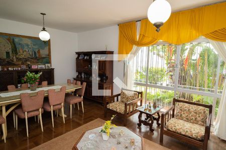 Sala de casa para alugar com 4 quartos, 250m² em Nova Petrópolis, São Bernardo do Campo
