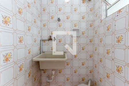 Casa para alugar com 60m², 1 quarto e sem vagaÁrea e Banheiro de Serviço