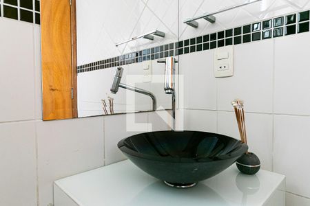 Apartamento à venda com 78m², 3 quartos e 2 vagasBanheiro 2