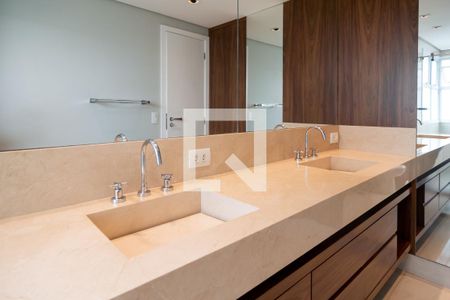 Apartamento para alugar com 107m², 2 quartos e 2 vagasBanheiro Quarto 2 - Suíte