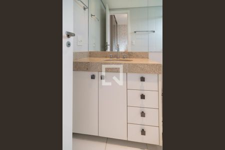 Apartamento para alugar com 107m², 2 quartos e 2 vagasBanheiro Quarto 1 Suíte