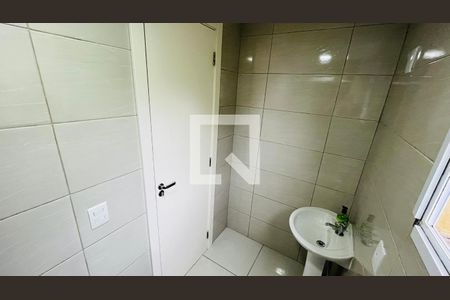 Banheiro da Suíte de apartamento para alugar com 2 quartos, 87m² em Passo do Feijó, Alvorada