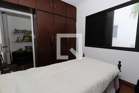 Casa à venda com 269m², 4 quartos e 3 vagasQuarto 1