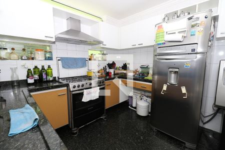 Casa à venda com 269m², 4 quartos e 3 vagasCozinha