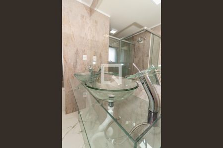 Casa à venda com 400m², 4 quartos e 4 vagasBanheiro da Suíte