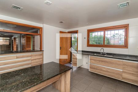 Casa à venda com 400m², 4 quartos e 4 vagasCozinha