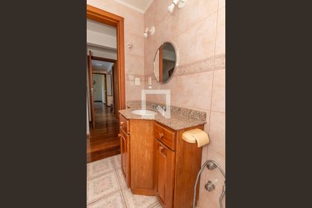 Casa à venda com 400m², 4 quartos e 4 vagasBanheiro da Suíte 2