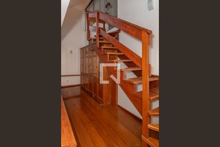 Casa à venda com 400m², 4 quartos e 4 vagasCorredor