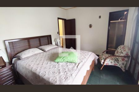 Casa à venda com 80m², 3 quartos e 4 vagas Casa à venda com 80m², 3 quartos e 4 vagasSuite 1