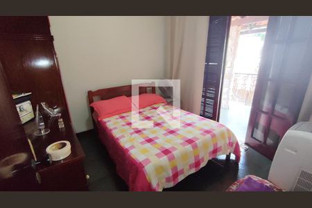 Casa à venda com 80m², 3 quartos e 4 vagas Casa à venda com 80m², 3 quartos e 4 vagasQuarto 4