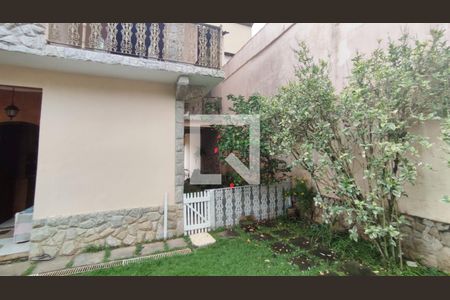 Casa à venda com 80m², 3 quartos e 4 vagas Casa à venda com 80m², 3 quartos e 4 vagasÁrea externa