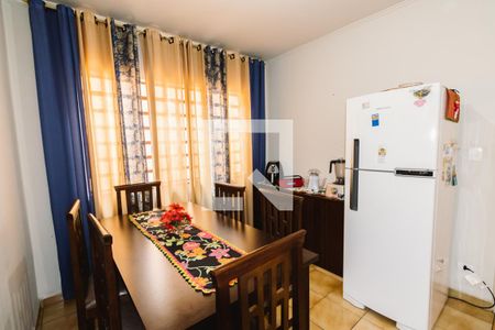 Casa à venda com 152m², 3 quartos e 2 vagasCopa