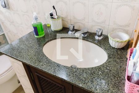 Casa à venda com 152m², 3 quartos e 2 vagasBanheiro da Suíte 3 Pia