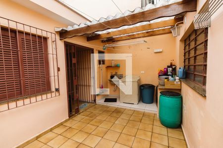 Casa à venda com 152m², 3 quartos e 2 vagasLavanderia