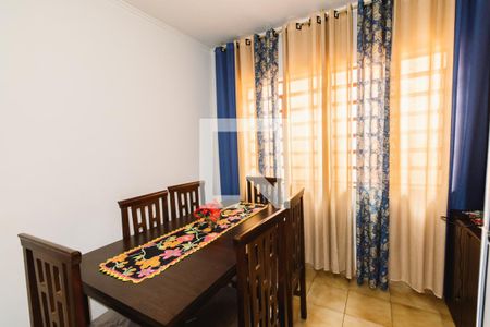 Casa à venda com 152m², 3 quartos e 2 vagasCopa