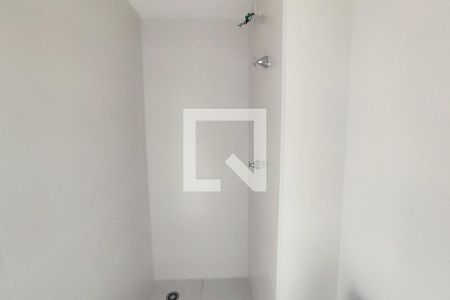 Banheiro da Suíte de apartamento para alugar com 1 quarto, 29m² em Vila Ré, São Paulo