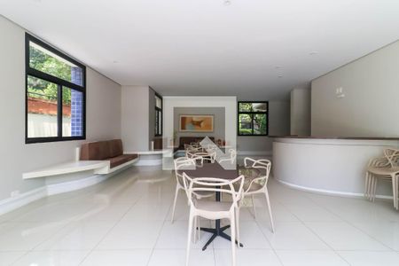 Apartamento à venda com 142m², 3 quartos e 2 vagas Apartamento à venda com 142m², 3 quartos e 2 vagasÁrea comum - Salão de festas