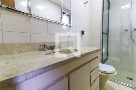 Apartamento à venda com 142m², 3 quartos e 2 vagas Apartamento à venda com 142m², 3 quartos e 2 vagasBanheiro da Suíte 2