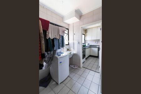 Apartamento à venda com 142m², 3 quartos e 2 vagas Apartamento à venda com 142m², 3 quartos e 2 vagasÁrea de Serviço