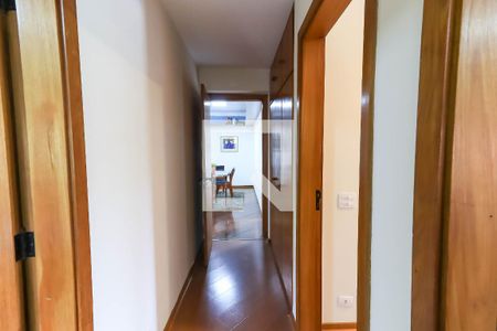 Apartamento à venda com 142m², 3 quartos e 2 vagas Apartamento à venda com 142m², 3 quartos e 2 vagasCorredor