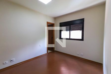 Apartamento à venda com 142m², 3 quartos e 2 vagas Apartamento à venda com 142m², 3 quartos e 2 vagasSuíte 2