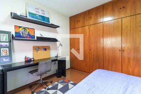 Apartamento à venda com 142m², 3 quartos e 2 vagas Apartamento à venda com 142m², 3 quartos e 2 vagasQuarto
