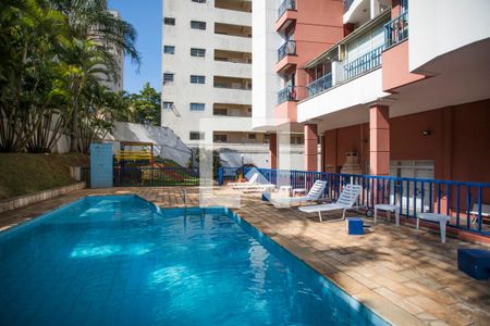 Apartamento à venda com 80m², 3 quartos e 2 vagasÁrea comum - Piscina