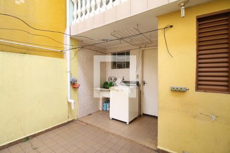 Casa à venda com 250m², 3 quartos e 2 vagasÁrea de Serviço