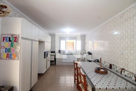 Casa à venda com 250m², 3 quartos e 2 vagasCozinha