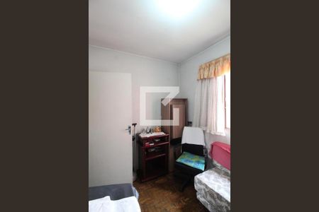 Casa à venda com 250m², 3 quartos e 2 vagasQuarto 2  