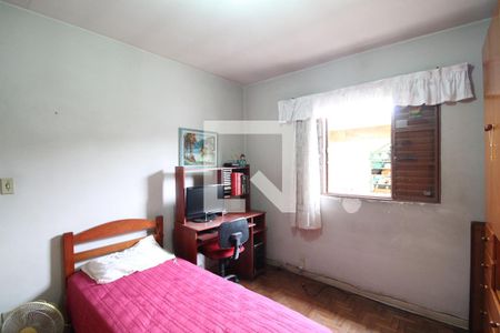 Casa à venda com 250m², 3 quartos e 2 vagasQuarto 3  