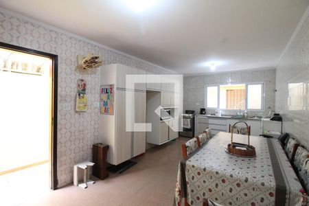 Casa à venda com 250m², 3 quartos e 2 vagasCozinha