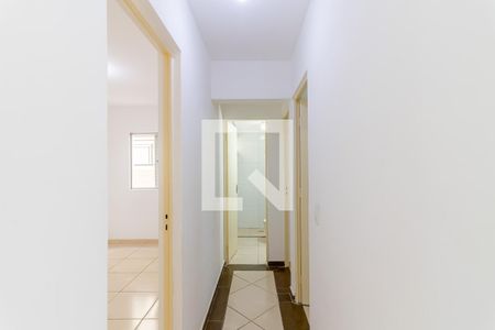 Corredor  de apartamento para alugar com 3 quartos, 60m² em Jardim Botucatu, São Paulo