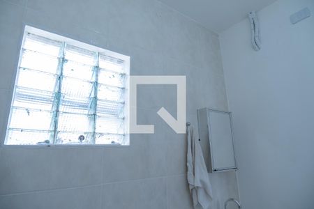 Banheiro de casa para alugar com 1 quarto, 22m² em Jardim das Flores, Osasco