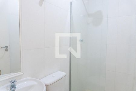 Banheiro de kitnet/studio para alugar com 1 quarto, 15m² em Vila Clementino, São Paulo
