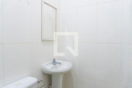 Banheiro de kitnet/studio para alugar com 1 quarto, 15m² em Vila Clementino, São Paulo