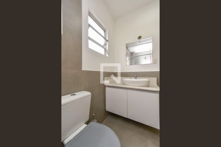 Banheiro de kitnet/studio à venda com 1 quarto, 47m² em Vila Buarque, São Paulo