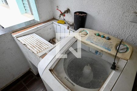 Casa à venda com 115m², 4 quartos e sem vagaArea de Serviço Casa 1