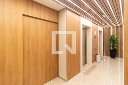 Studio para alugar com 25m², 1 quarto e sem vaga Studio para alugar com 25m², 1 quarto e sem vagaHall de entrada