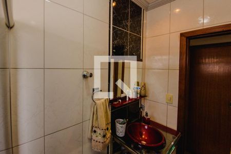 Casa à venda com 220m², 3 quartos e 2 vagasBanheiro Social