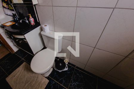 Casa à venda com 220m², 3 quartos e 2 vagasBanheiro da Suíte 