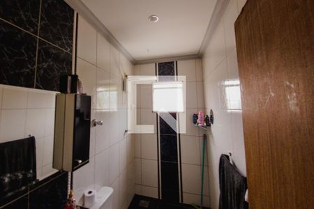 Casa à venda com 220m², 3 quartos e 2 vagasBanheiro da Suíte 