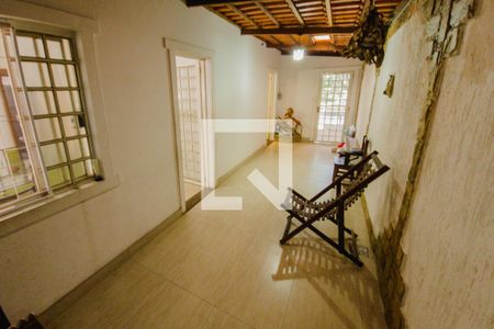 Casa à venda com 220m², 3 quartos e 2 vagasVaranda