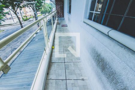 Casa à venda com 220m², 3 quartos e 2 vagasSacada