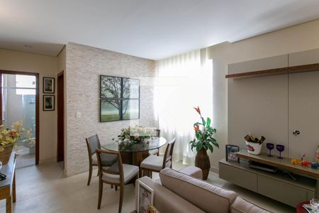 Sala de apartamento para alugar com 2 quartos, 100m² em Serrano, Belo Horizonte