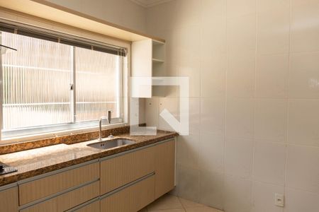 Casa à venda com 270m², 4 quartos e 4 vagasCozinha